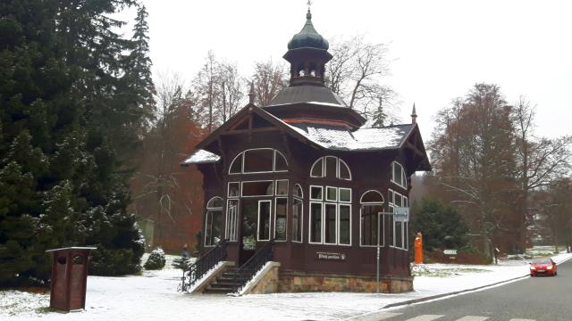 Pitný pavilon - Wilhelmsquelle - Karlova Studánka