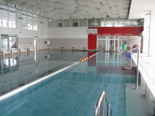 Hallenschwimmbad MSZ Benešov (Beneschau) 