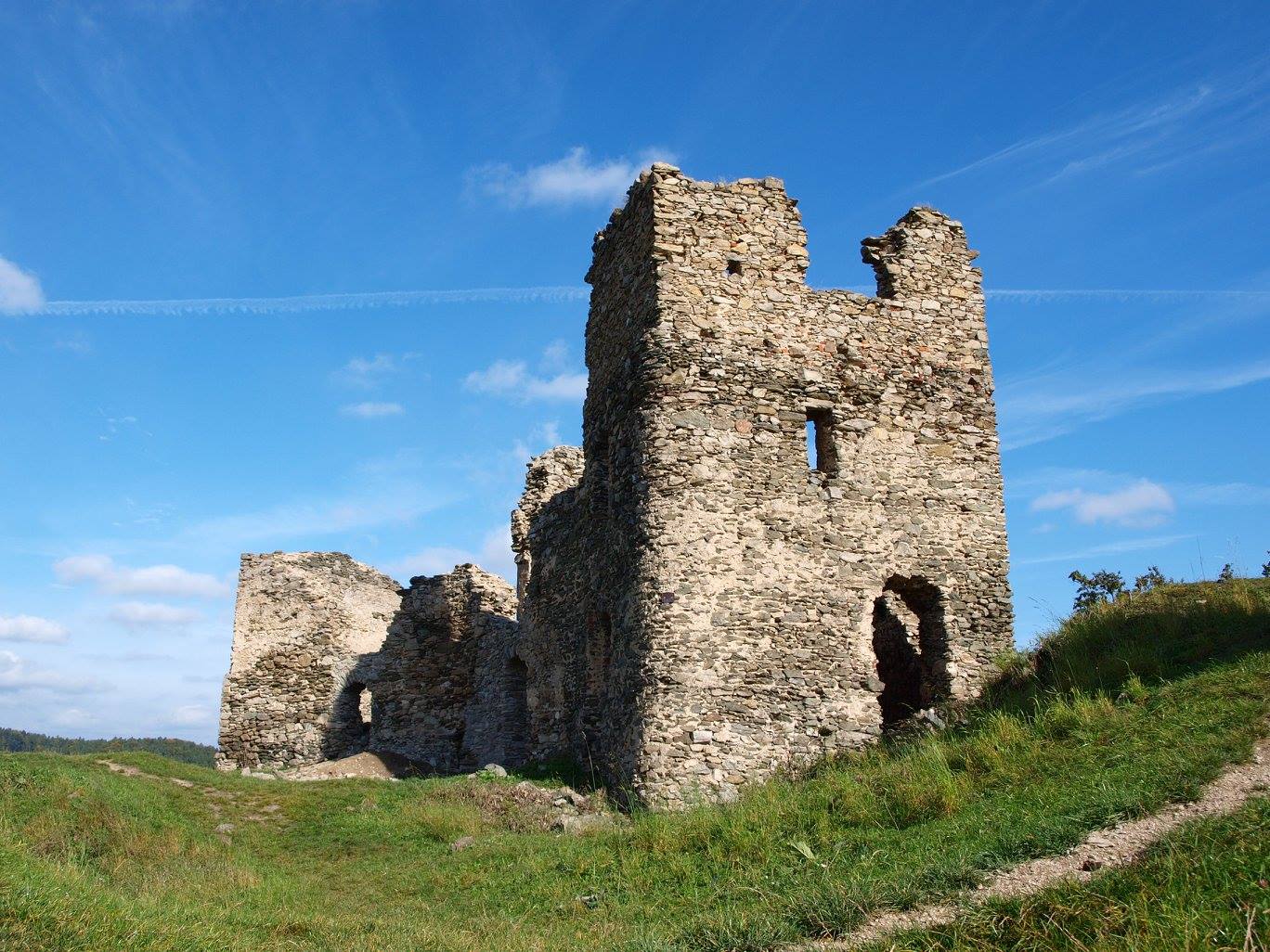 Burg Brníčko (Brünnles)