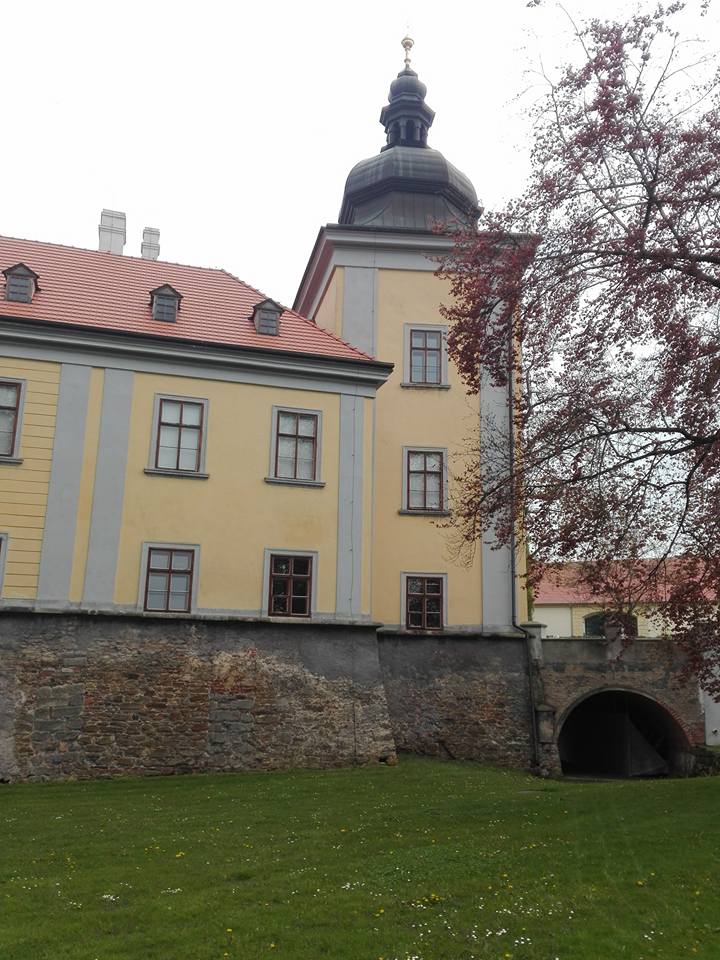 Schloss Ctěnice (Ctienitz)