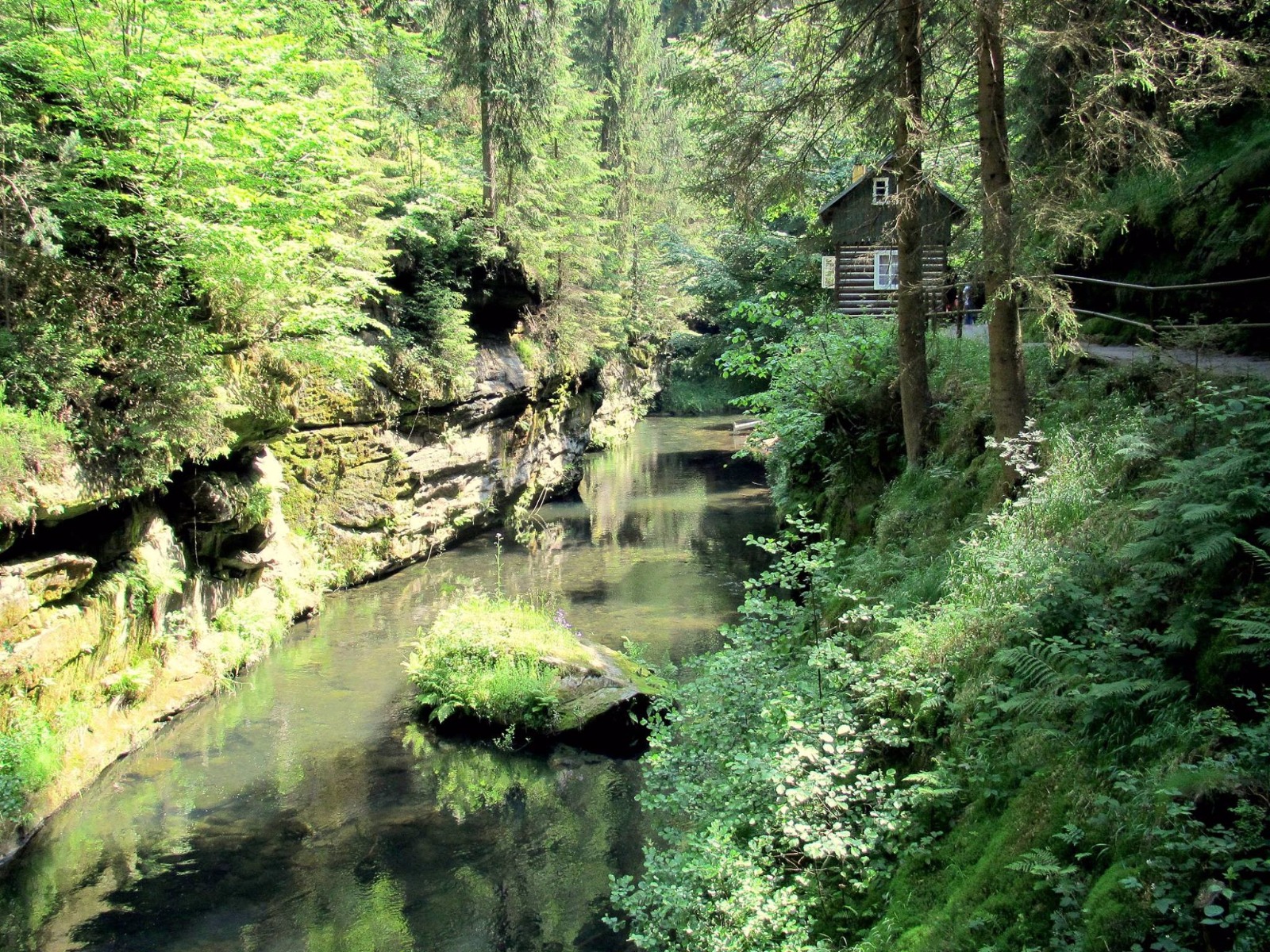 Klamm bei Hřenska