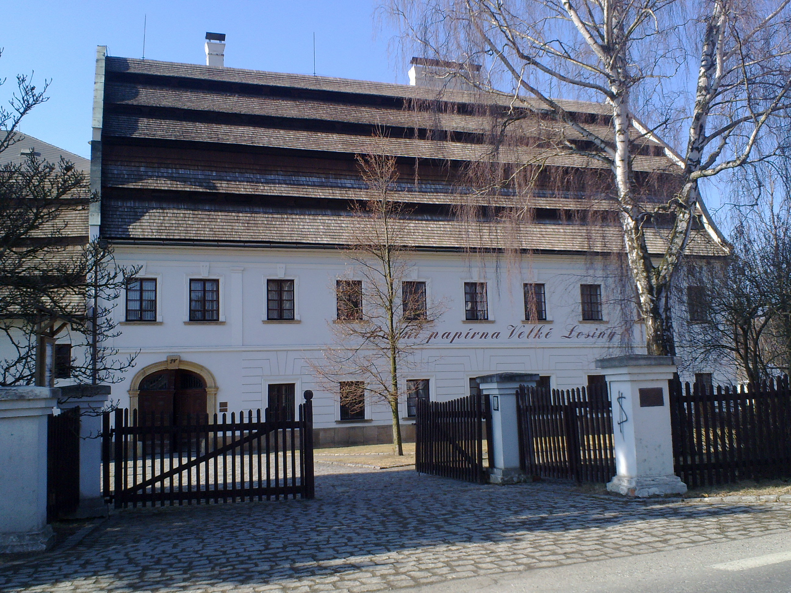 Ruční papírna a muzeum papíru Velké Losiny