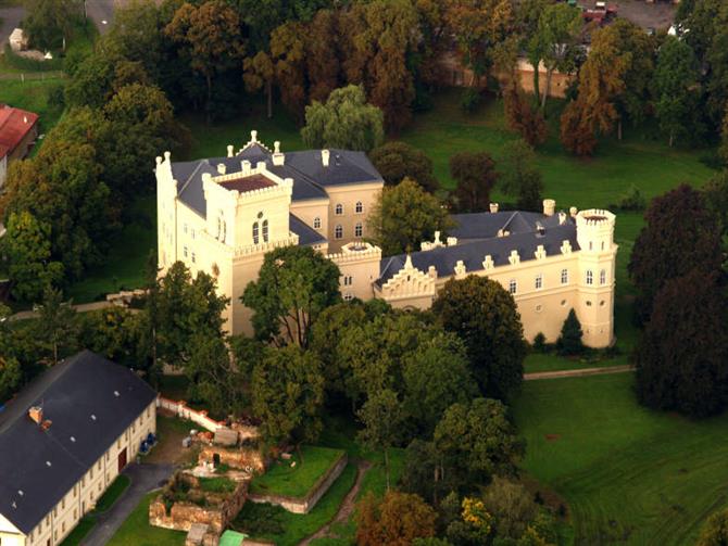 Chateau and brewery Chyše