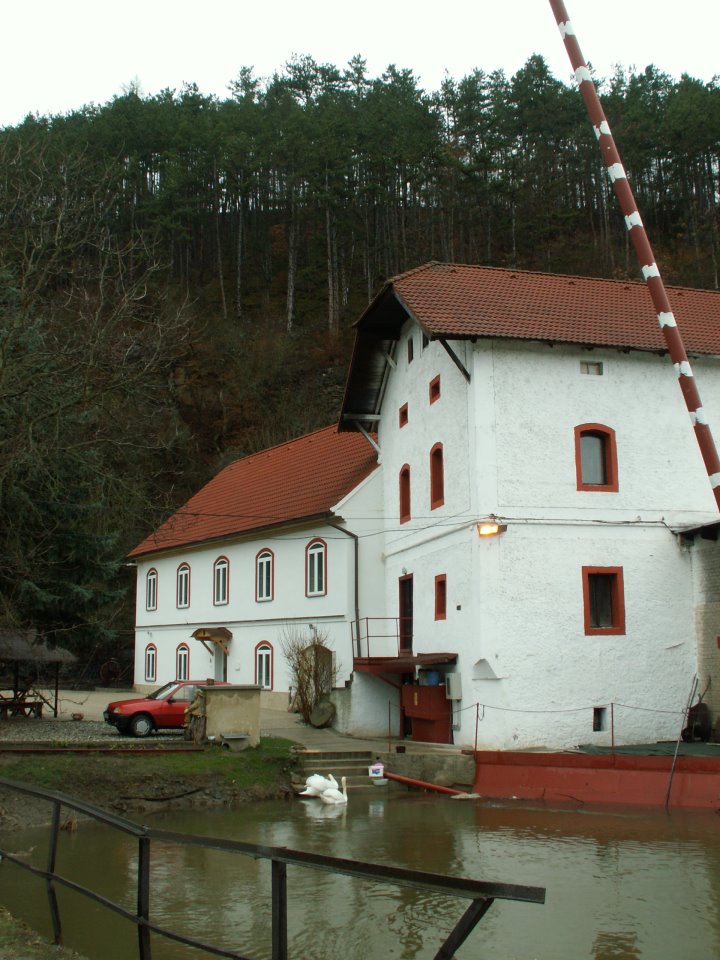 Mühle und kleines Wasserkraftwerk in Šlovice